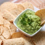 Easy, cilantro guacamole! alimentageuse.com