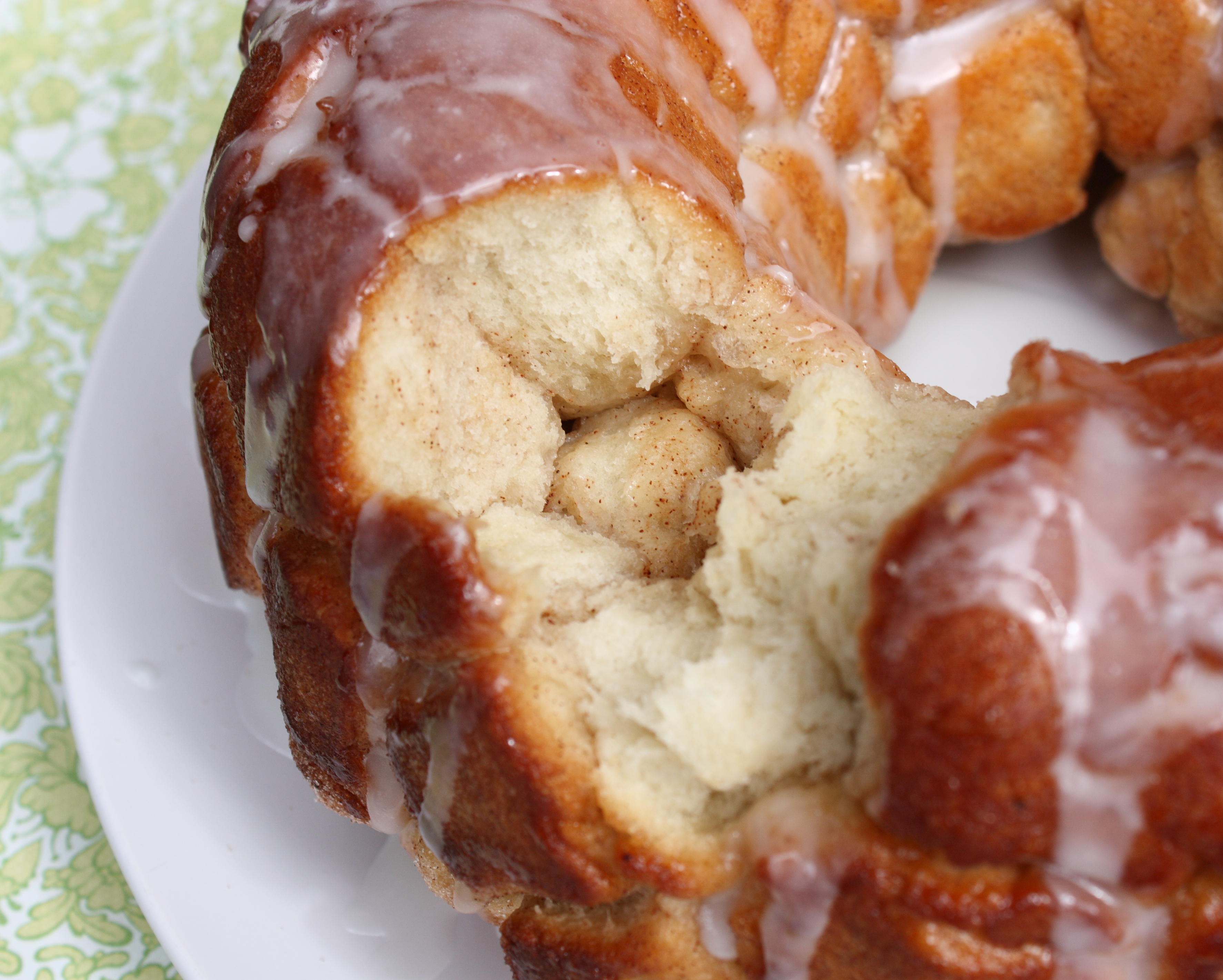 Cinnamon Sugar #Monkey Bread! Perfect for #breakfast or #dessert =) from alimentageuse.com Cinnamon Sugar #Monkey Bread! Perfect for #breakfast or #dessert =) from alimentageuse.com