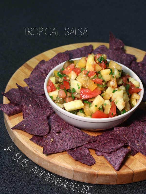Tropical Salsa | a perfect #party #appetizer with a little kick =) | alimentageuse.com #vegan #glutenfree #shop #cbias