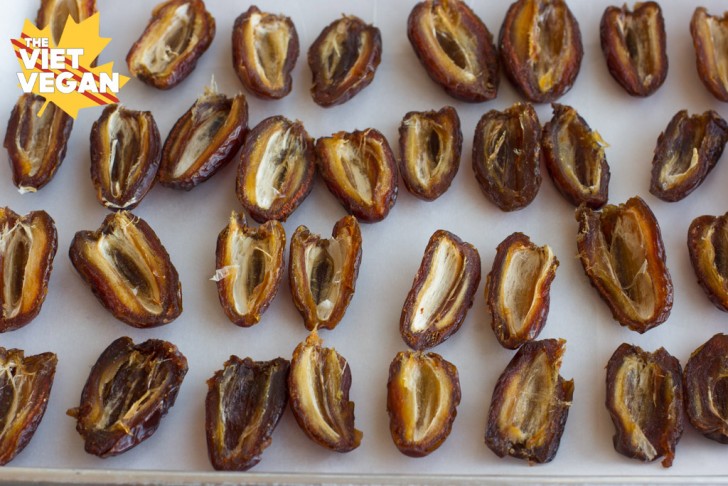 Peanut Butter Stuffed Dates with Chocolate and Sea Salt